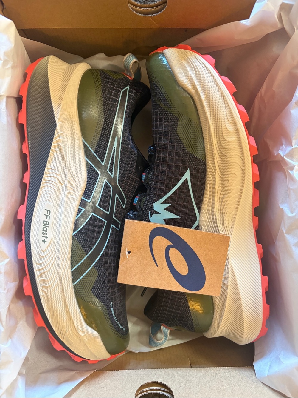 ASICS Trabuco Max 3 Black/Smoke Trail Running Shoes